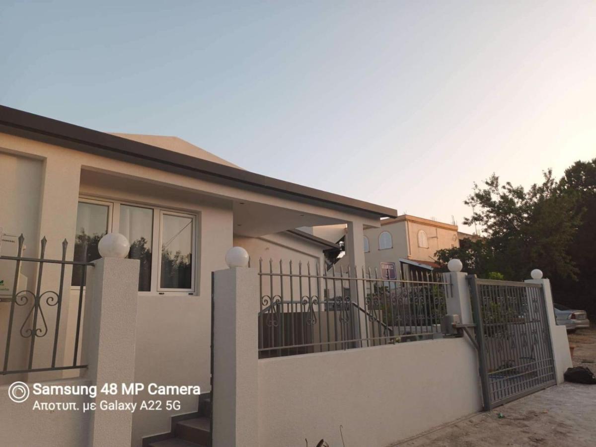 Oresti'S Villa Near Airport & Beach 아르테미다 외부 사진
