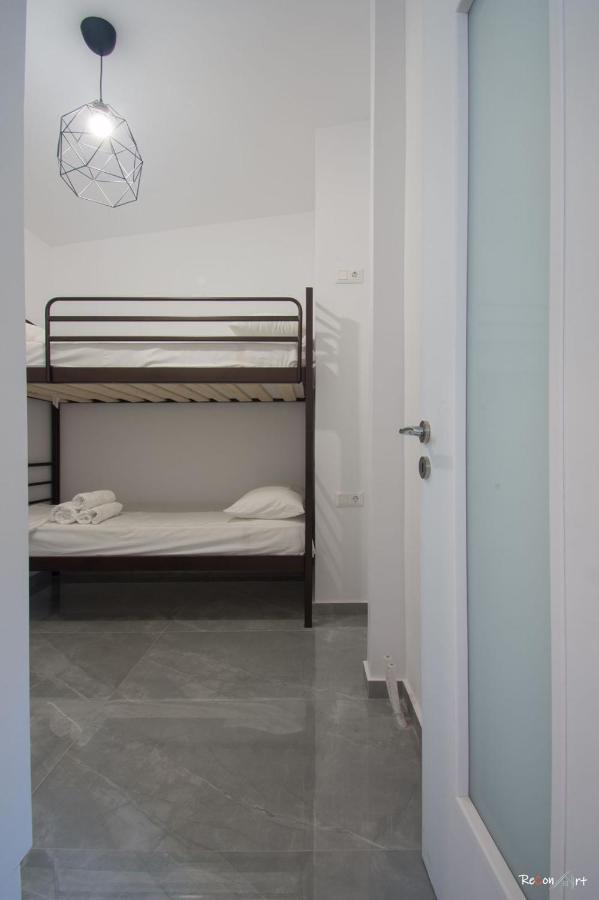 Oresti'S Villa Near Airport & Beach 아르테미다 외부 사진